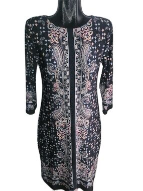 Carmen Marc Valvo Women's Navy And Pink Paisley Print Shift Dress Size M